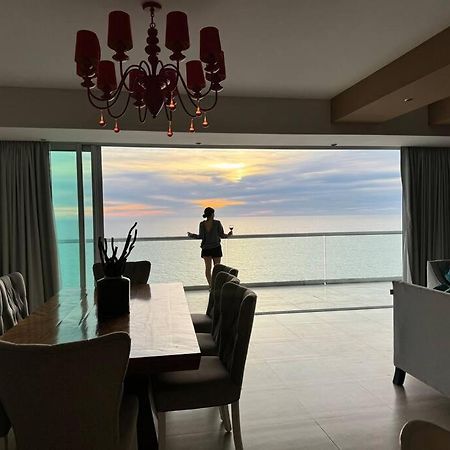 Appartamento Departamento De Lujo Vista Al Mar Piso 15 Mazatlán Esterno foto