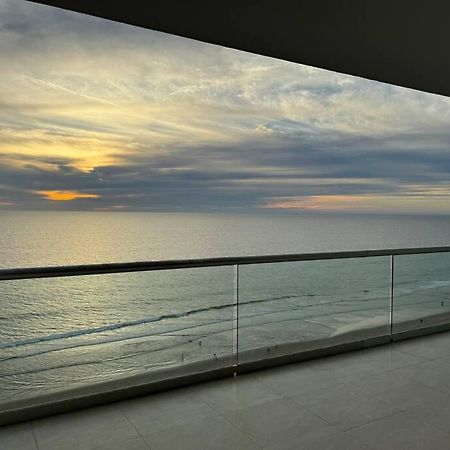 Appartamento Departamento De Lujo Vista Al Mar Piso 15 Mazatlán Esterno foto