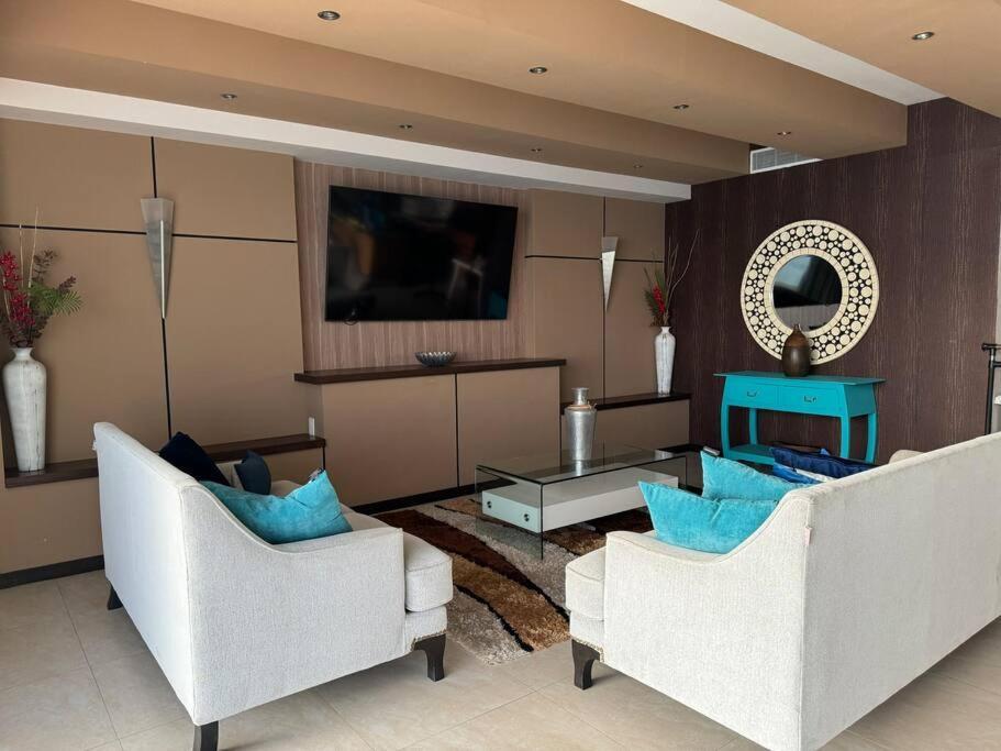 Appartamento Departamento De Lujo Vista Al Mar Piso 15 Mazatlán Esterno foto